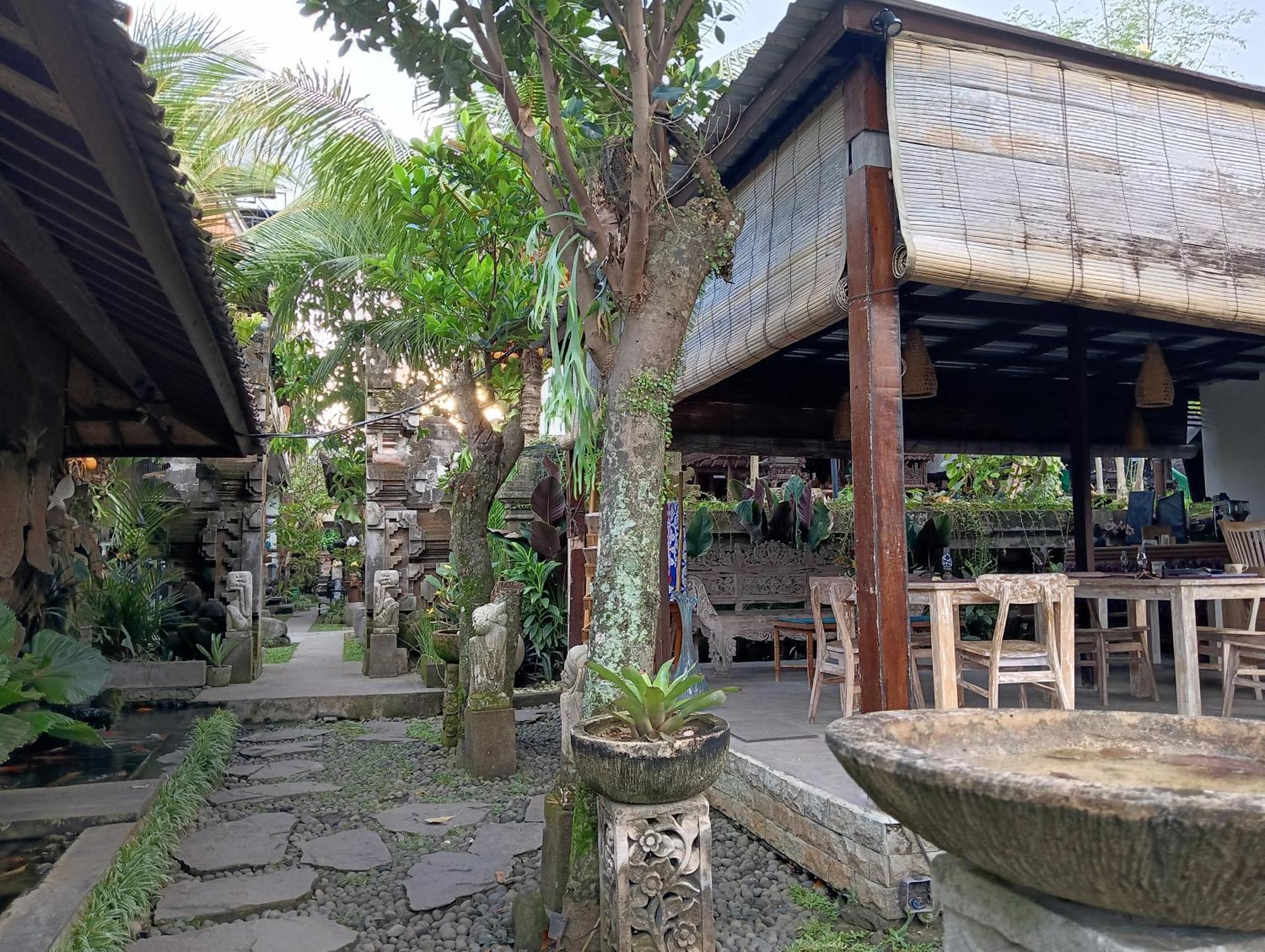 乌布 利约精神之家旅馆酒店 外观 照片